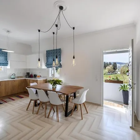 Parikia's Bright Comfort Parikia (Paros)
