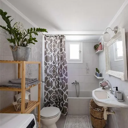 Parikia's Bright Comfort Parikia (Paros)